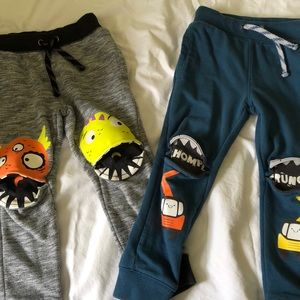 Cat&Jack Printed Knee Joggers (set of 2)